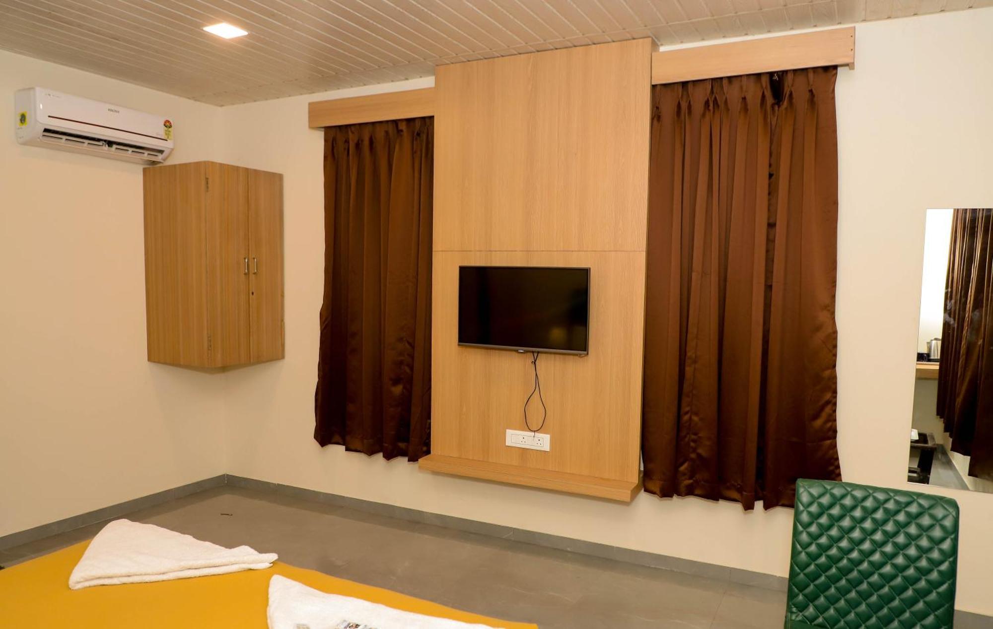 Hotel Arc Palace Bhiwandi Экстерьер фото