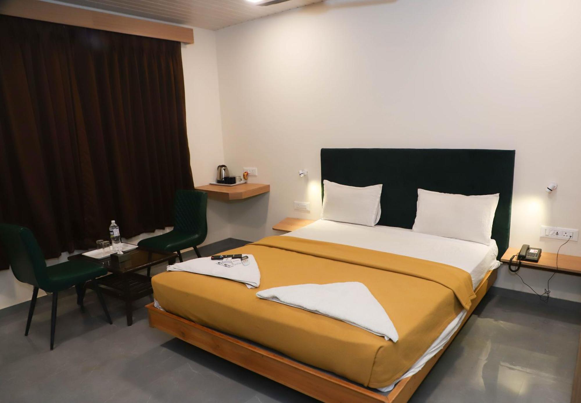 Hotel Arc Palace Bhiwandi Экстерьер фото
